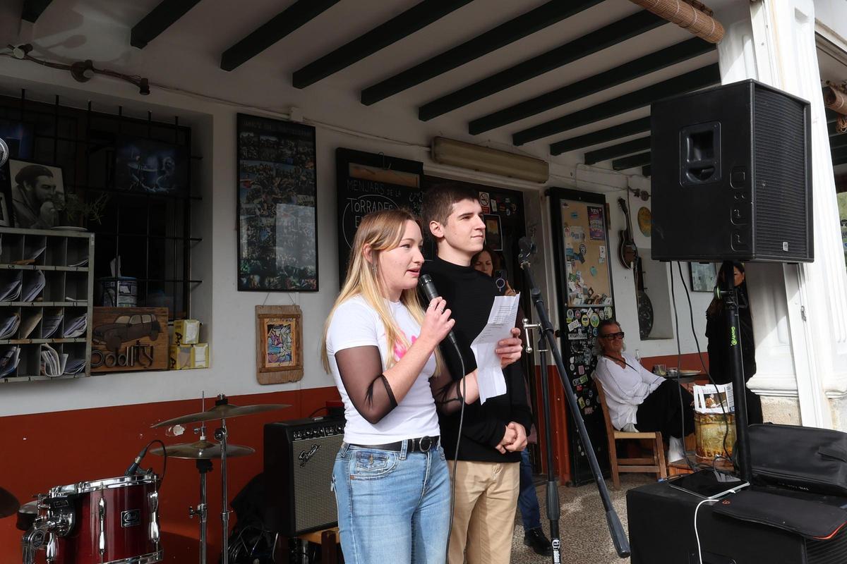 Todas las imágenes de la presentación de la asociación juvenil de Ibiza en Can Jordi