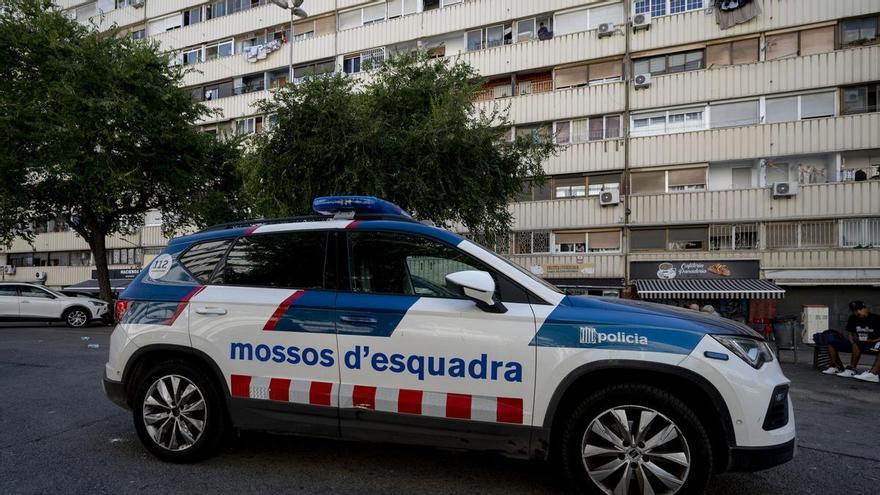 Els Mossos detenen un professor de Badalona per assetjar sexualment dues adolescents