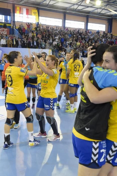 Semifinal de la Challenge Cup entre el Balonmano ...