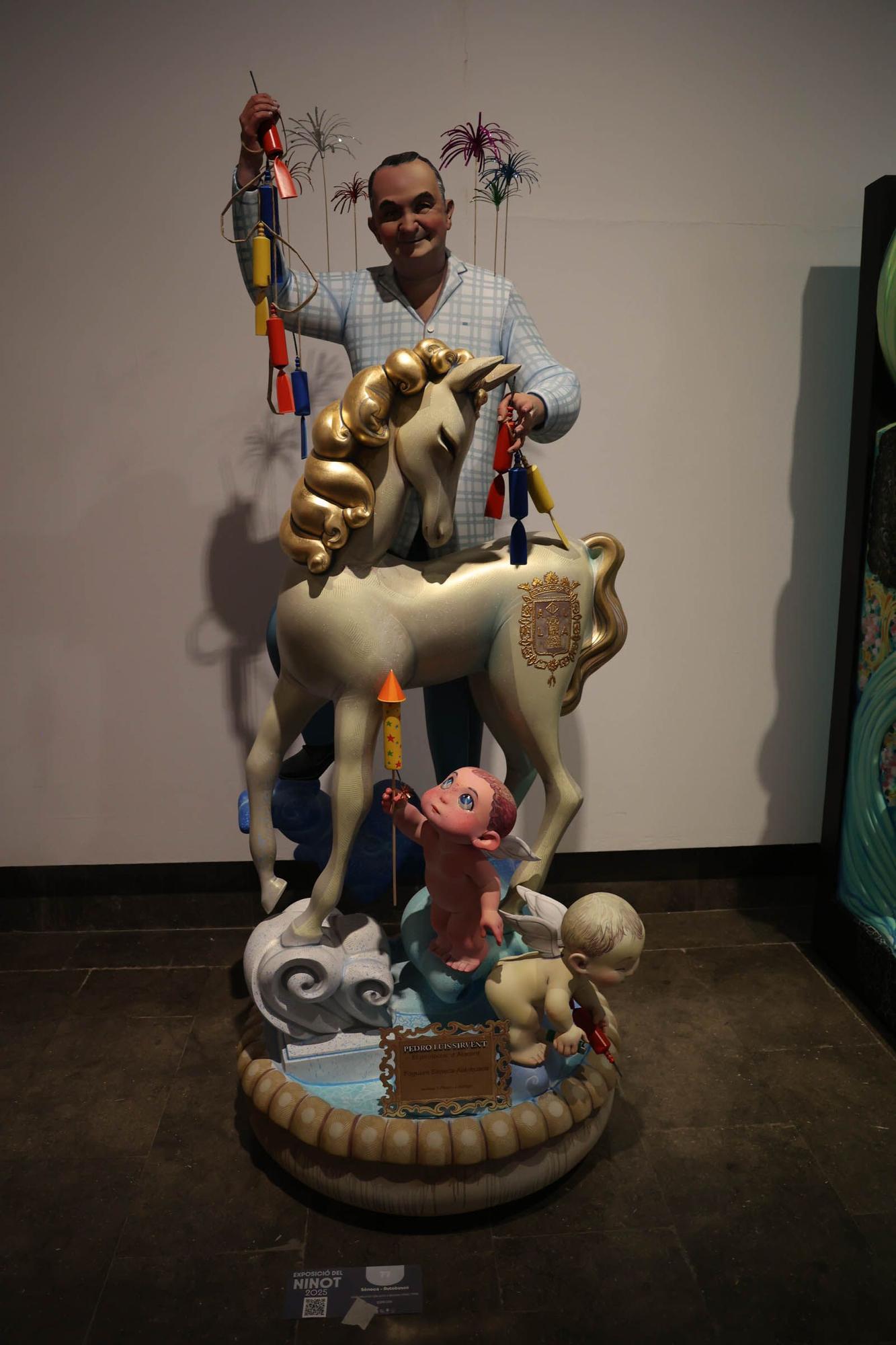 Exposición del Ninot adulto de las hogueras 2025
