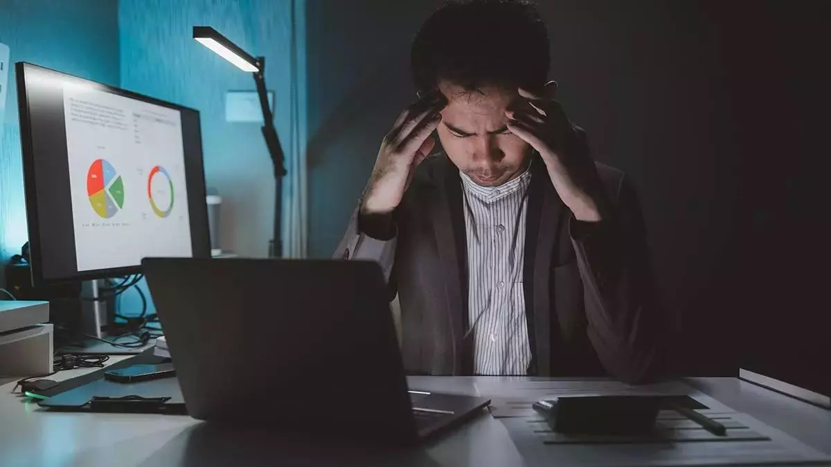 ¿Te cuesta desconectar? Ocho señales de que necesitas un 'detox' digital urgente