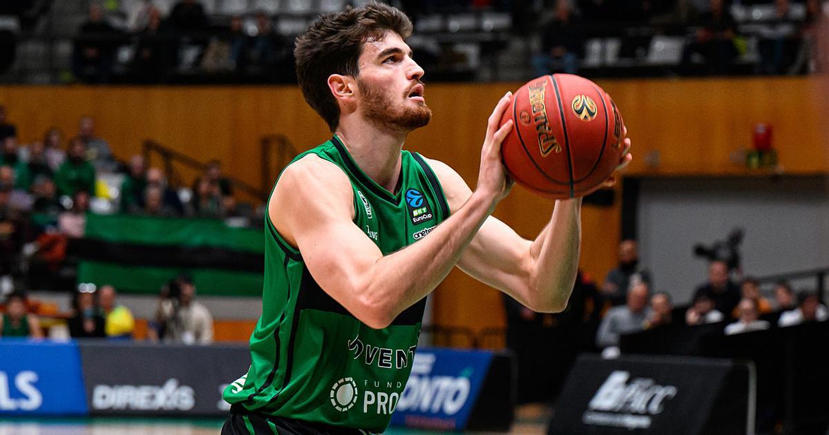 A Busquets le encantaría repetir el buen partido que jugó en el Olímpic ante el cuadro lituano