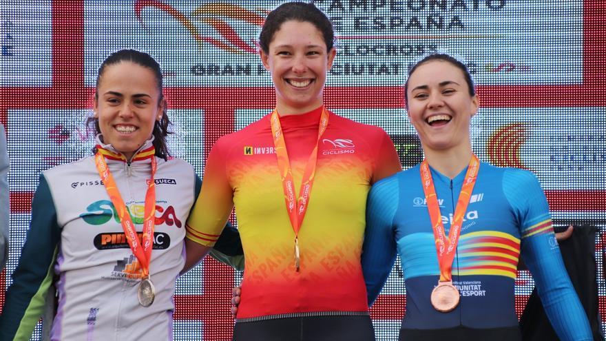 Lucía Gómez revalida su título en el Nacional sub-23 de ciclocross