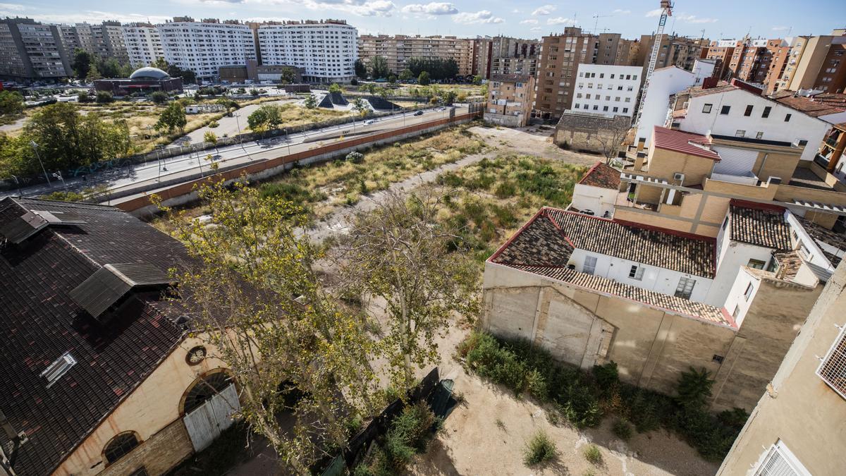 Imagen del interior de la antigua fábrica de Averly, donde se construirán 144 viviendas.