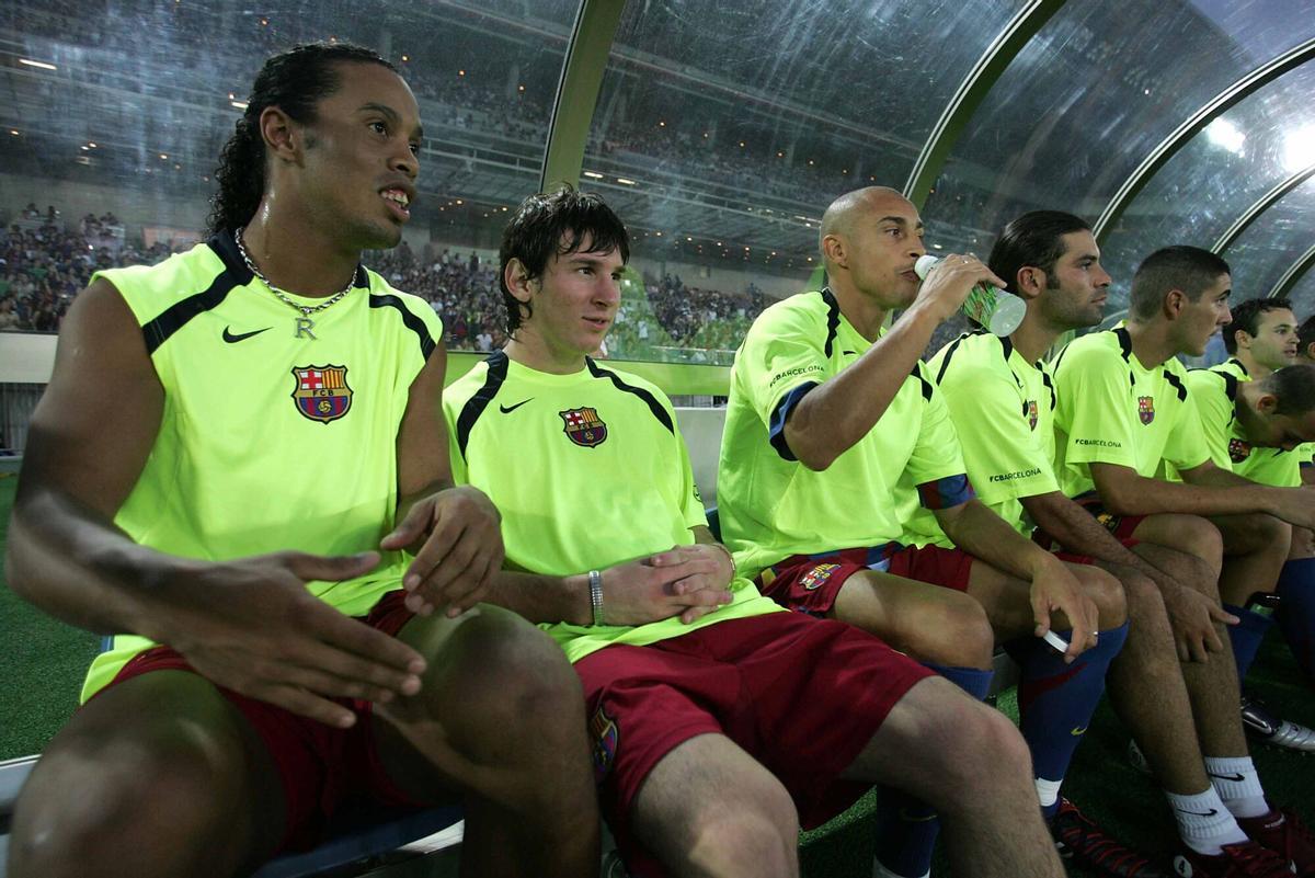 Larsson junto a Messi y Ronaldinho