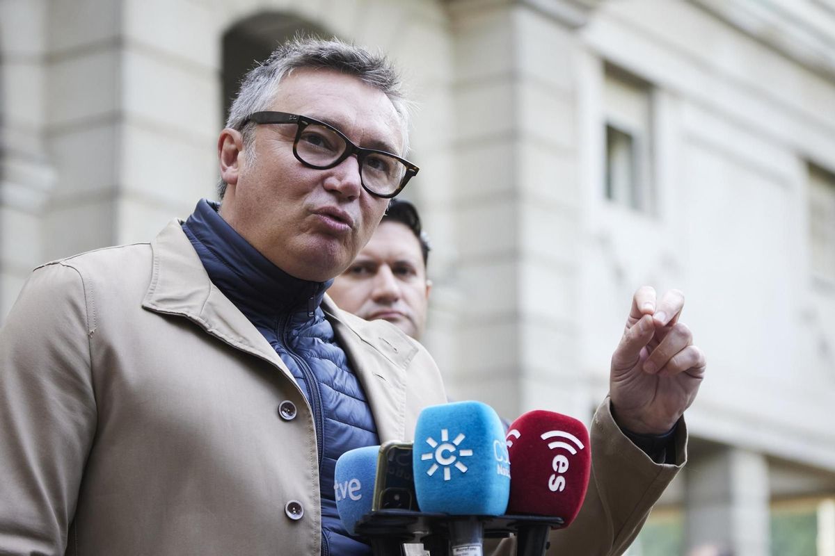 Vox tensa la situació a Andalusia: «Sigui valent i premi el botó de les eleccions»