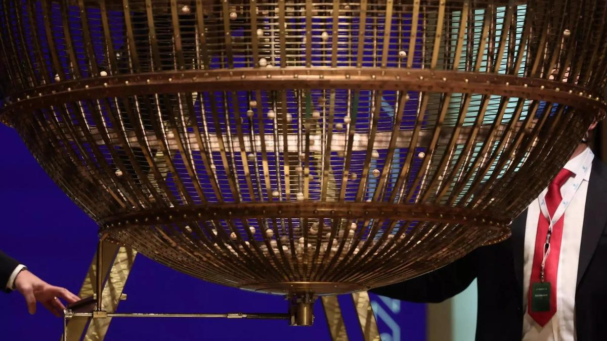 Archivo - Imagen de archivo de un sorteo extraordinario de Lotería de Navidad.