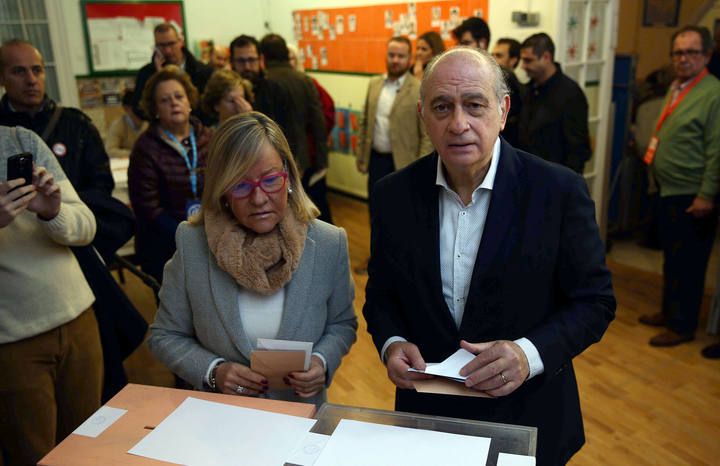 JORGE FERN?NDEZ D?AZ VOTA