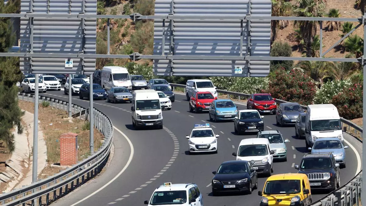 Tráfico prevé 1,2 millones de desplazamientos el fin de semana en Andalucía