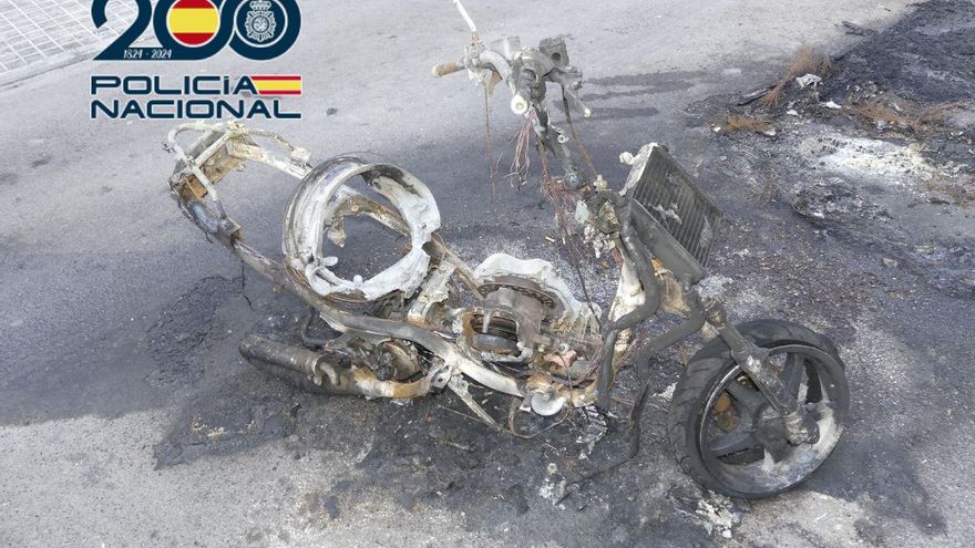 Venganza en Elda: una joven le quema la moto a su exnovio tras romper