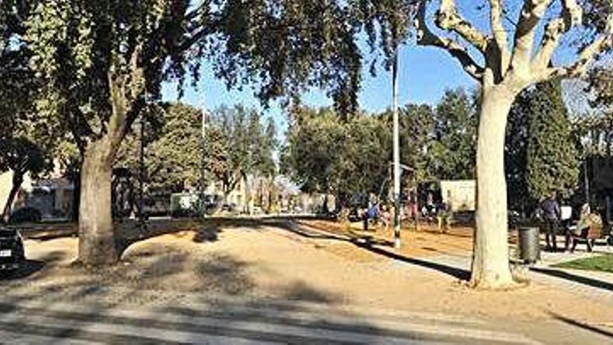 La plaça Tarradellas s&#039;ha transformat en una porta d&#039;accés per a vianants.