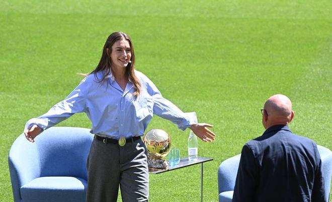 Oficial: Alexia Putellas, nueva jugadora del London City