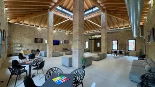 La Llosa de Ranes inaugura el Espai Jove tras reconvertir el antiguo matadero en un moderno edificio