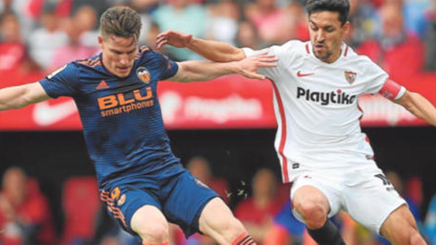 El Valencia CF se tomó al Sevilla como si fuera decisivo