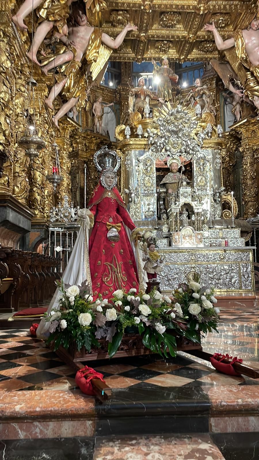 Los zamoranos arropan a la Virgen de la Concha en su peregrinación a Santiago