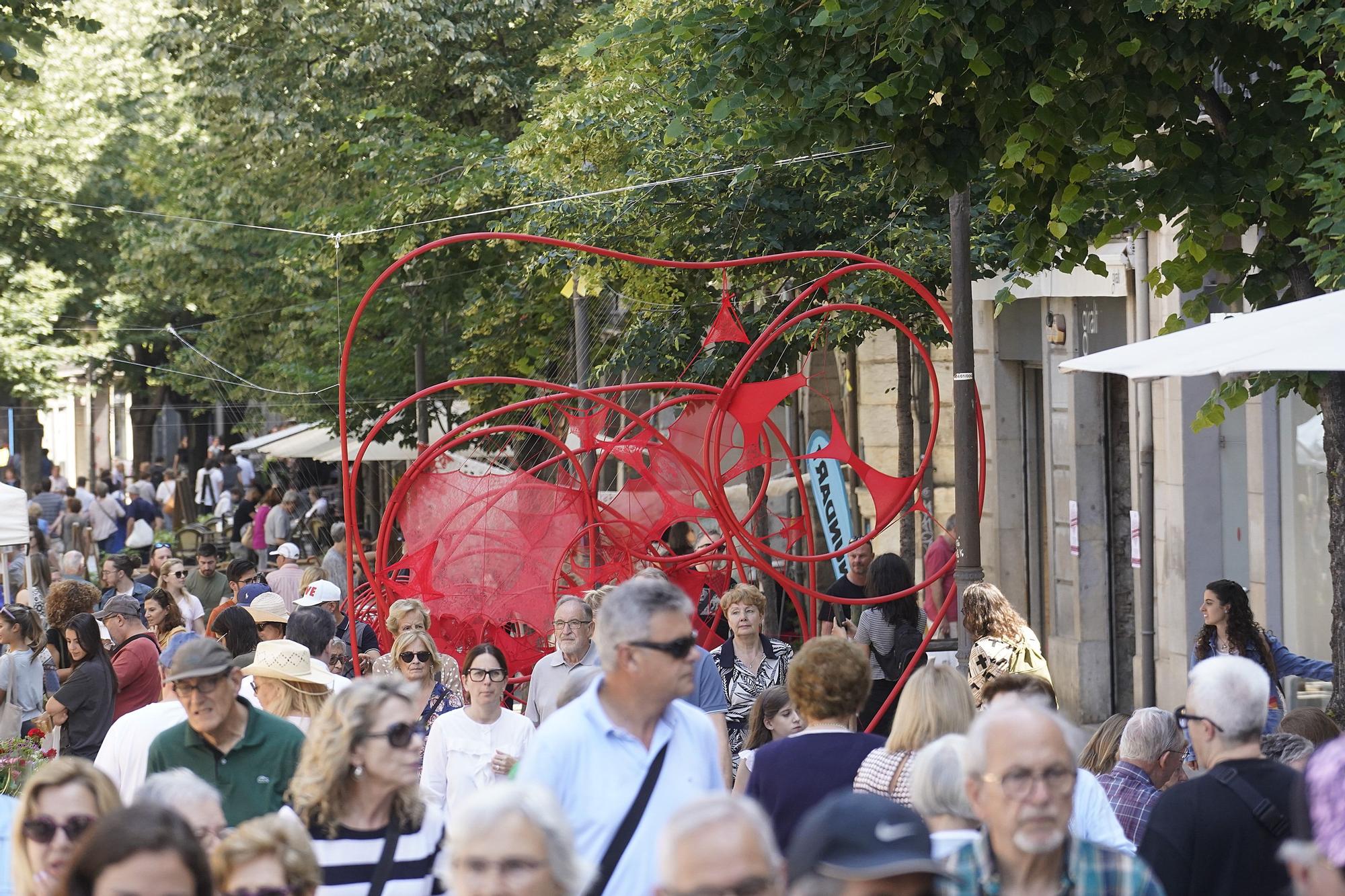 Girona es converteix en una galeria d’art contemporani a l’aire lliure per l'Inund'art