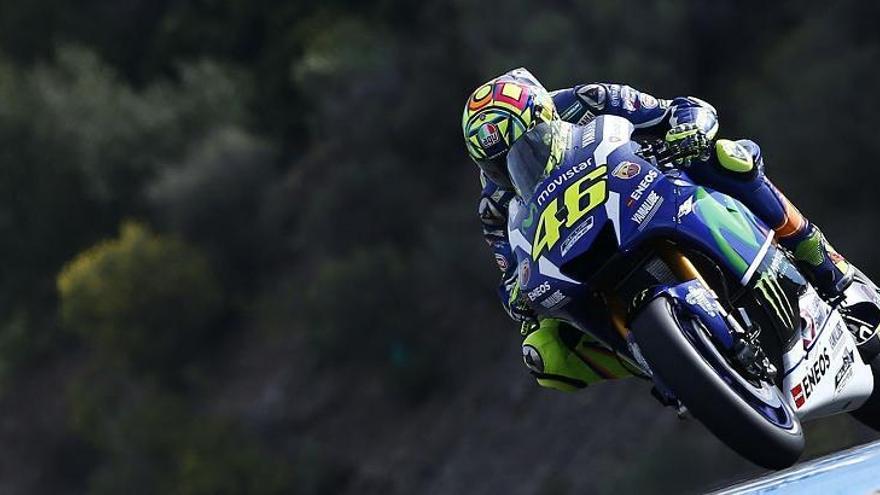 Valentino Rossi aconsegueix batre tots els seus rivals