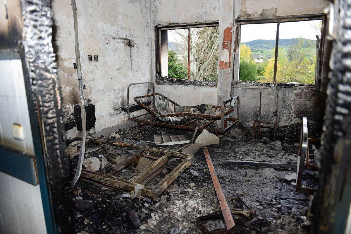 Comienzan las obras por el incendio en el sociosanitario de Plasencia.