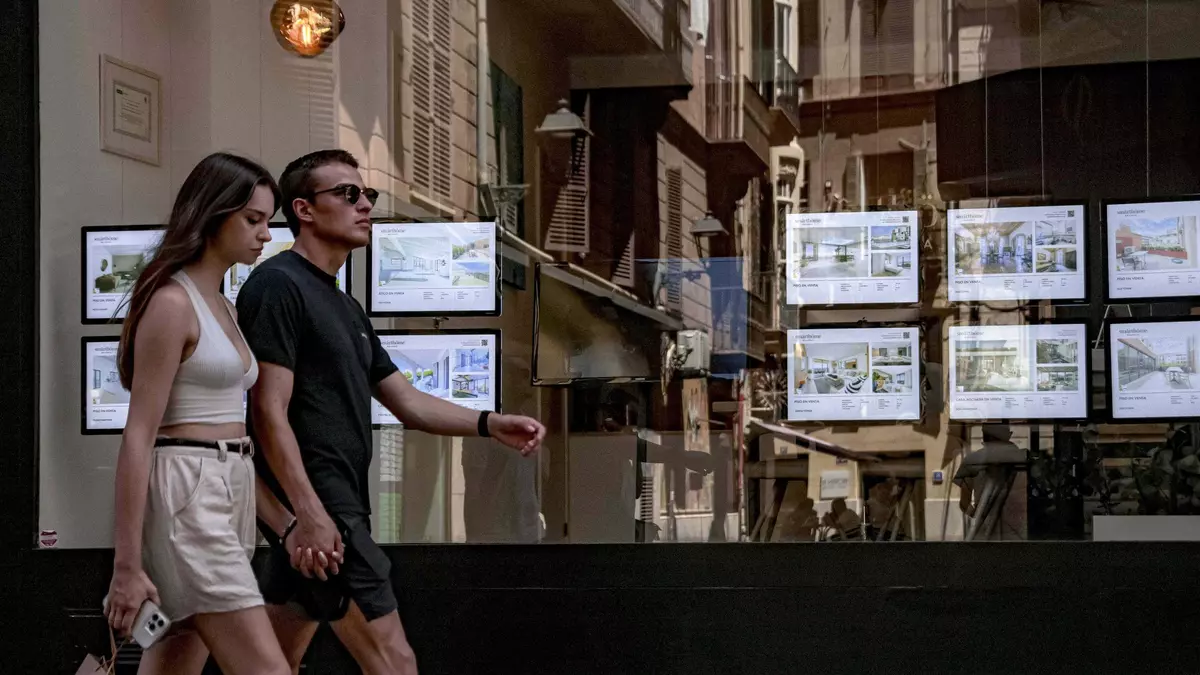 Los turistas prefieren cada vez más alojarse en sus propias viviendas en Baleares