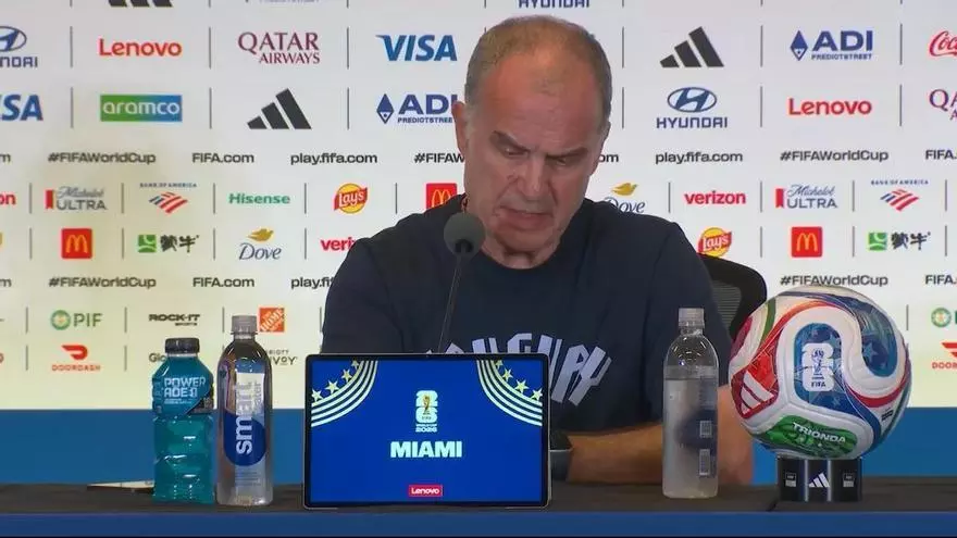 Bielsa: "El modelo de juego de España es admirable"