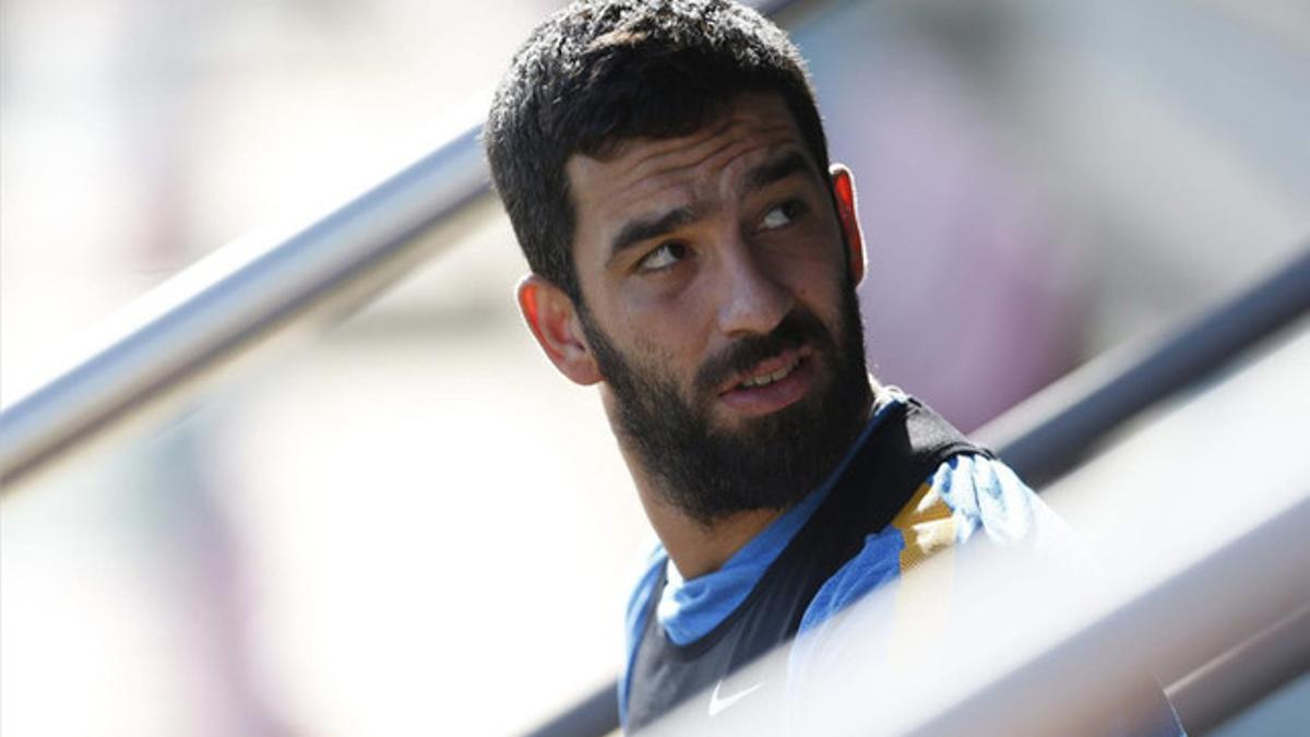 Arda Turan ya sabe cuando será su debut oficial