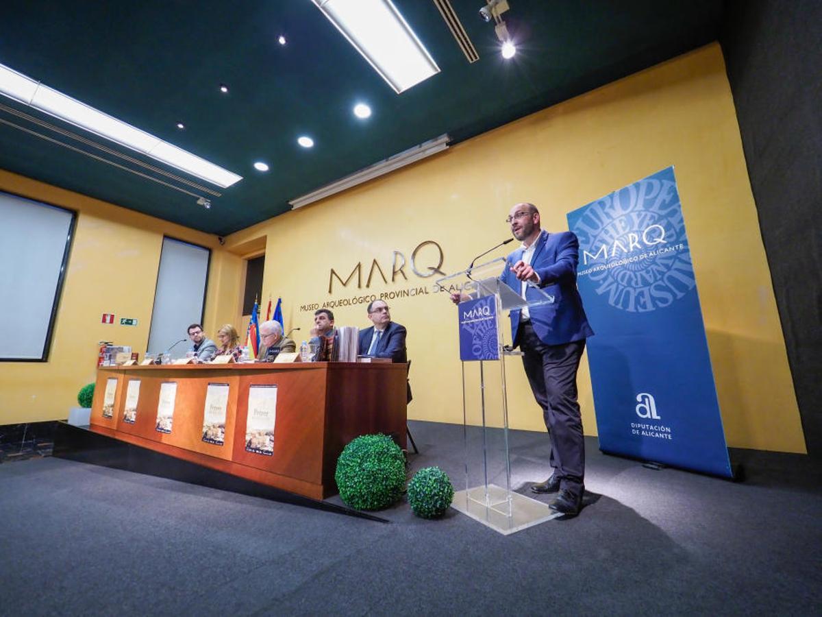 Exposición 'Petrer. Arqueología y Museo' en el MARQ Exposición 'Petrer. Arqueología y Museo' en el MARQ