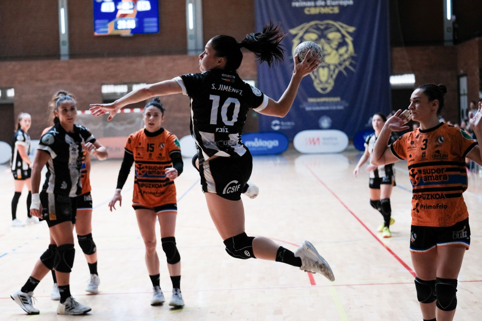 Balonmano Costa del Sol vs Bera Bera en la semifinal de la Liga Guerreras Iberdrola