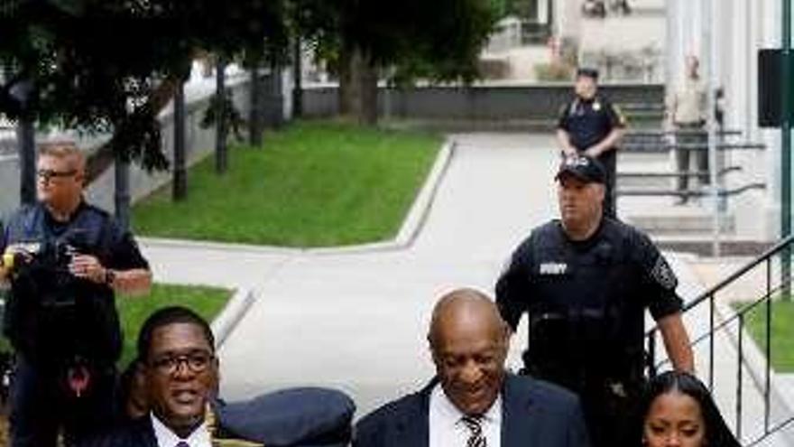 Bill Cosby, a su llegada al juicio.