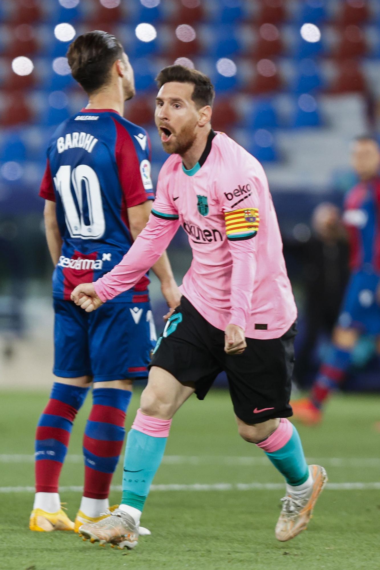 Las imágenes del empate entre el Levante y Barcelona en el Ciutat de València