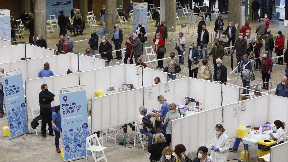 Vacunació massiva al pavelló firal de la ciutat de Girona