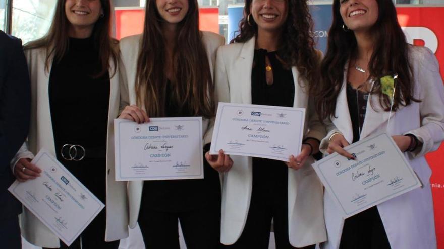 Cristina Negro, Ana Messa, Adriana Vázquez y Andrea Alonso, en Córdoba.