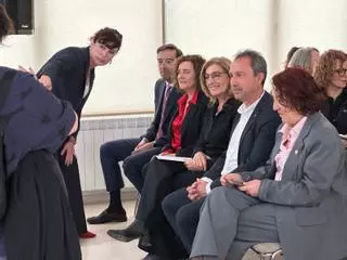 En imágenes: entrega solemne de los restos de las personas enterradas en una fosa común en La Caridad