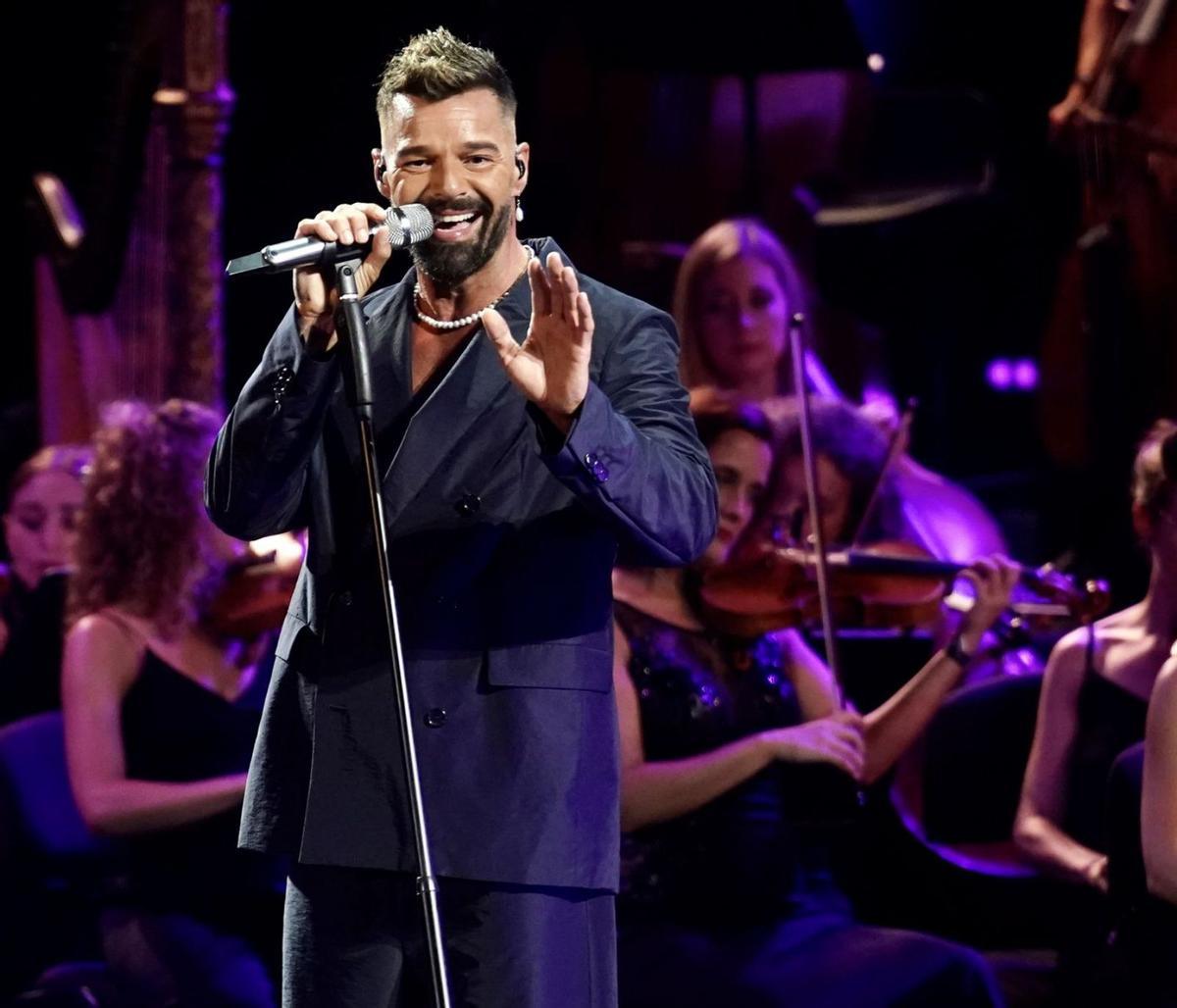 Ricky Martin: cuerdas para restañar heridas