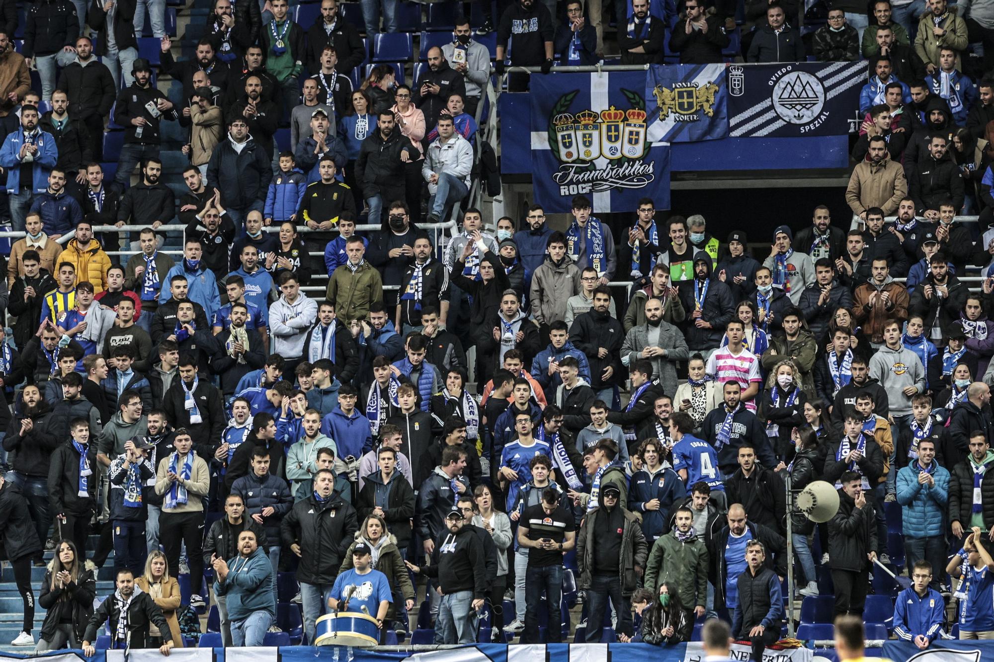 En imágenes: así fue el empate entre el Real Oviedo y Las Palmas