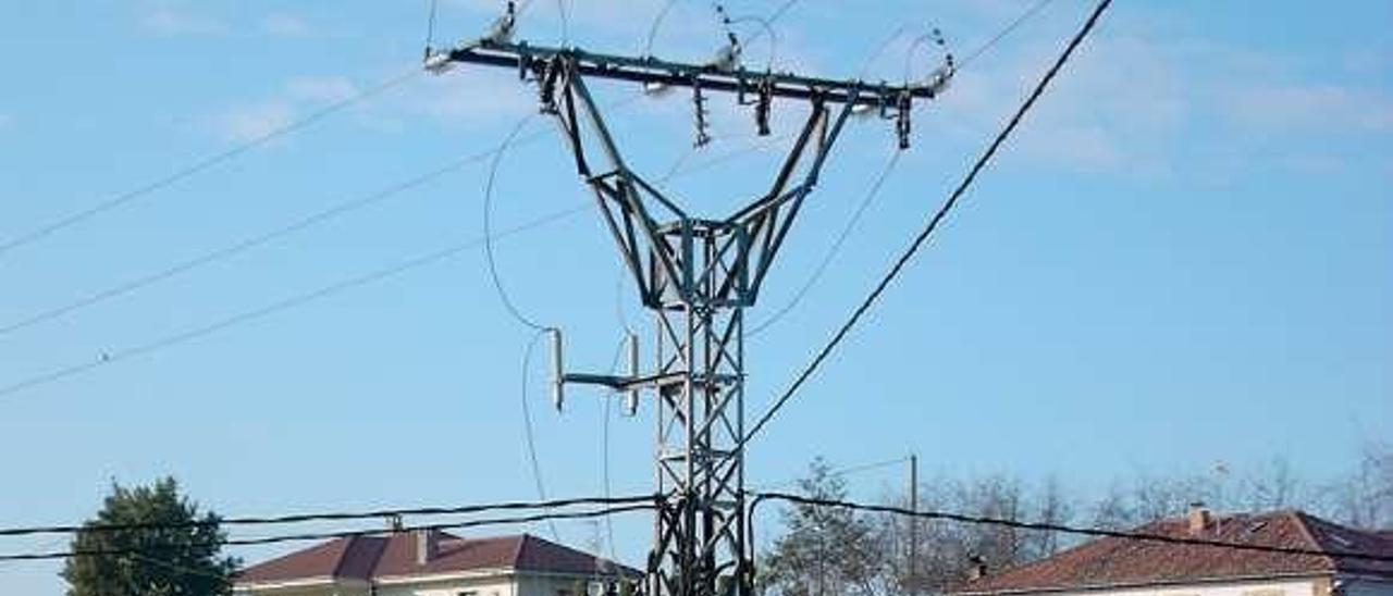 Una torre eléctrica de la compañía.