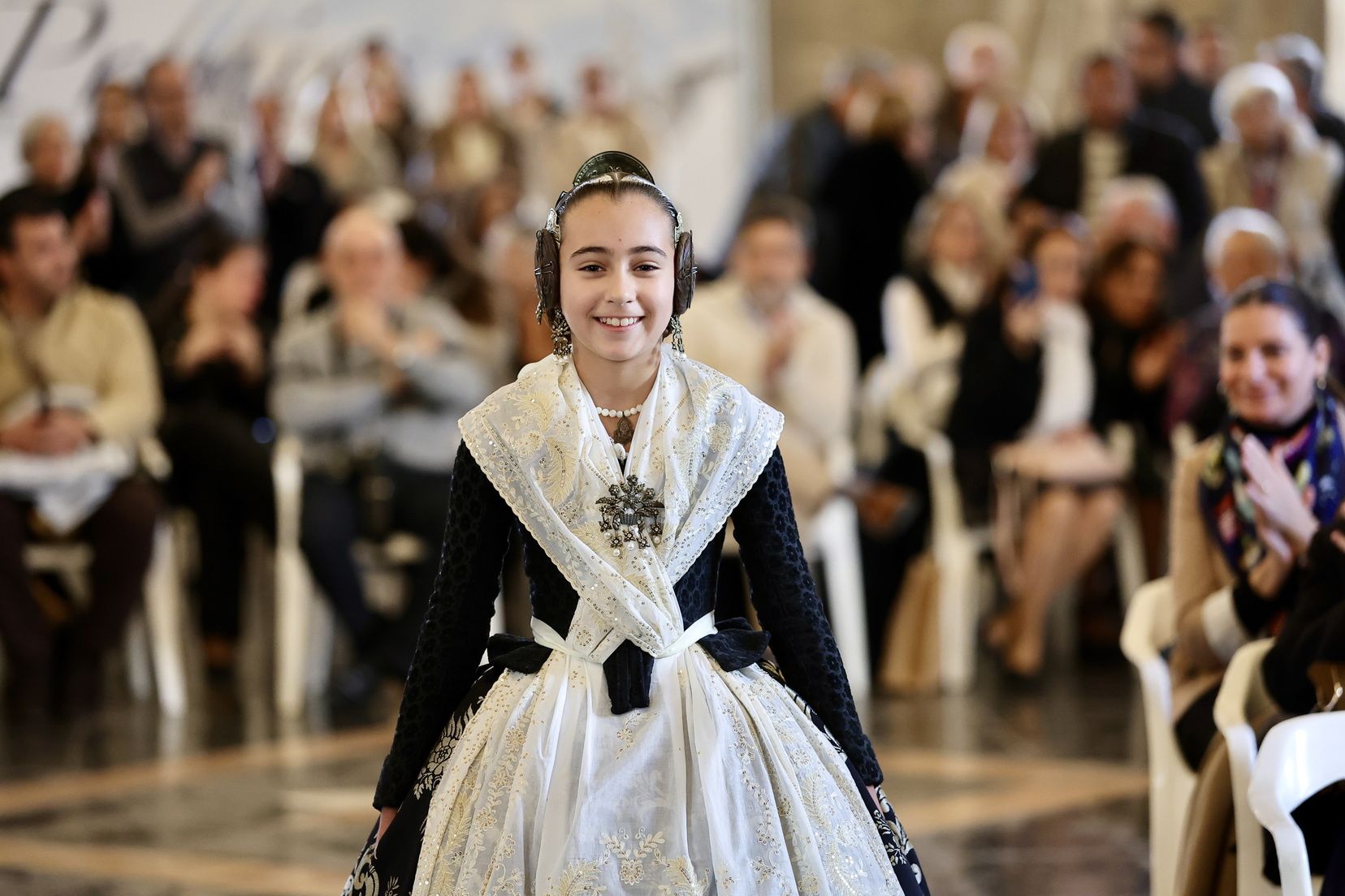 ... y Claudia de los Ángeles