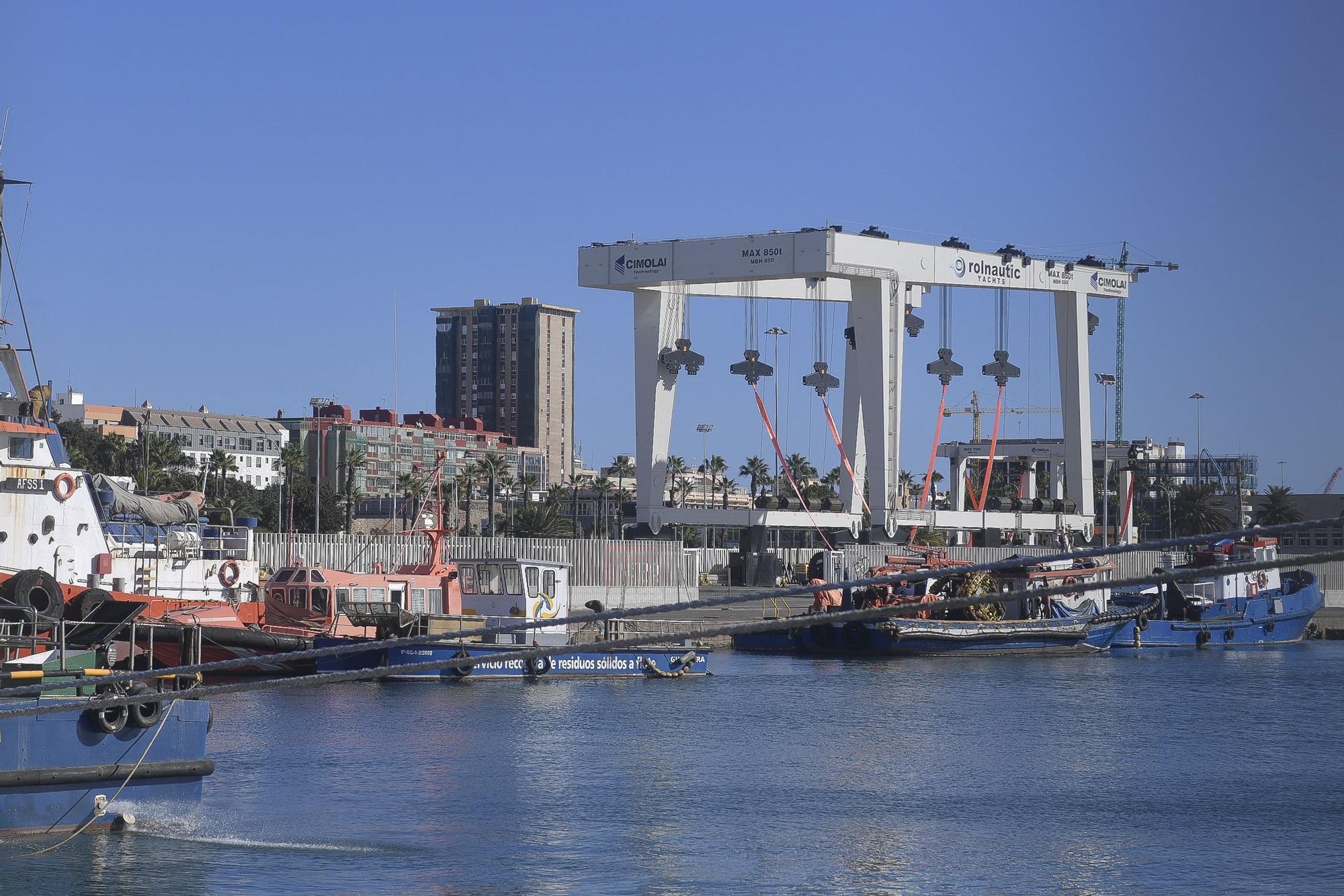 Embarcaciones en el nuevo taller de megayates