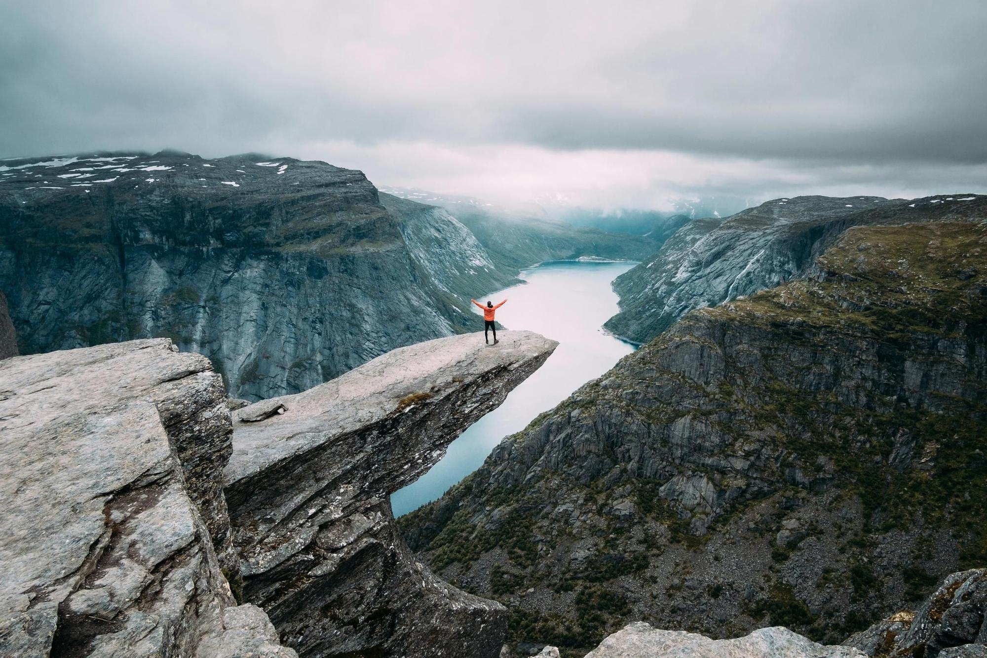 Recorriendo Noruega por 1.560 euros: itinerario, fiordos, parques y paradas imprescindibles para viajar este verano