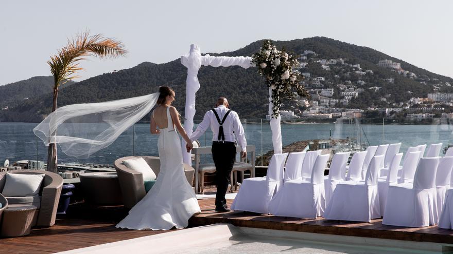 Aguas de Ibiza, un paraíso para celebrar tu boda en Ibiza