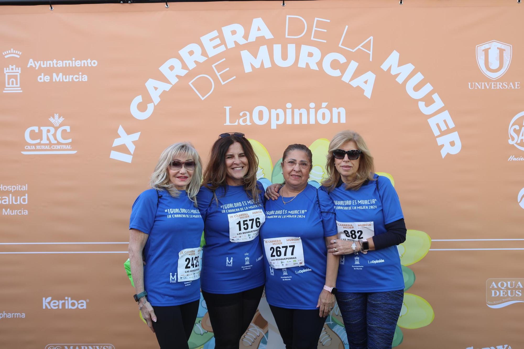 Carrera de la Mujer: así han posado las corredoras en el photocall antes de la salida