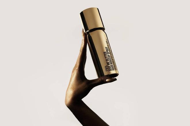 Spray Gold Glitter de Zara