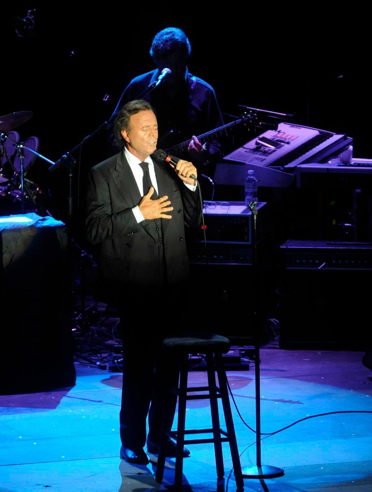 Galería de imágenes de Julio Iglesias en Castellón