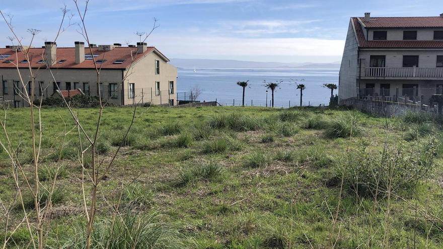 Terreno destinado a la construcción de viviendas de promoción pública en Ribeira.