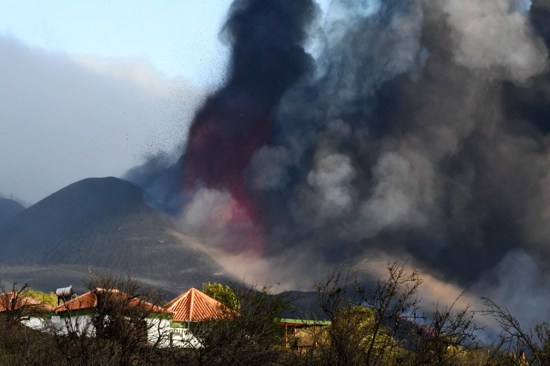 L'erupció del volcà fotografiada per un manresà