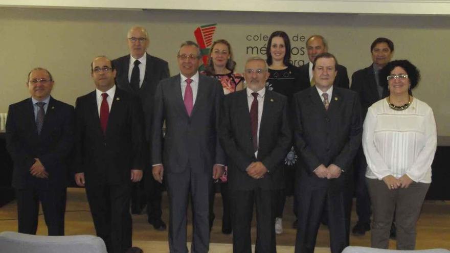 De izquierda a derecha. En primera fila José Lázaro, Luis Alfonso Pérez Gallego, Tomás Toranzo, Sebastián Martínez, Ciriaco Gómez y María Emilia Calvo. En la fila de atrás: Marcelo Javier Almaraz, Ana María García Sánchez, Silvia Ferrero, José Pérez Carretero y Hermenegildo Marcos. Falta Elena Sáez.