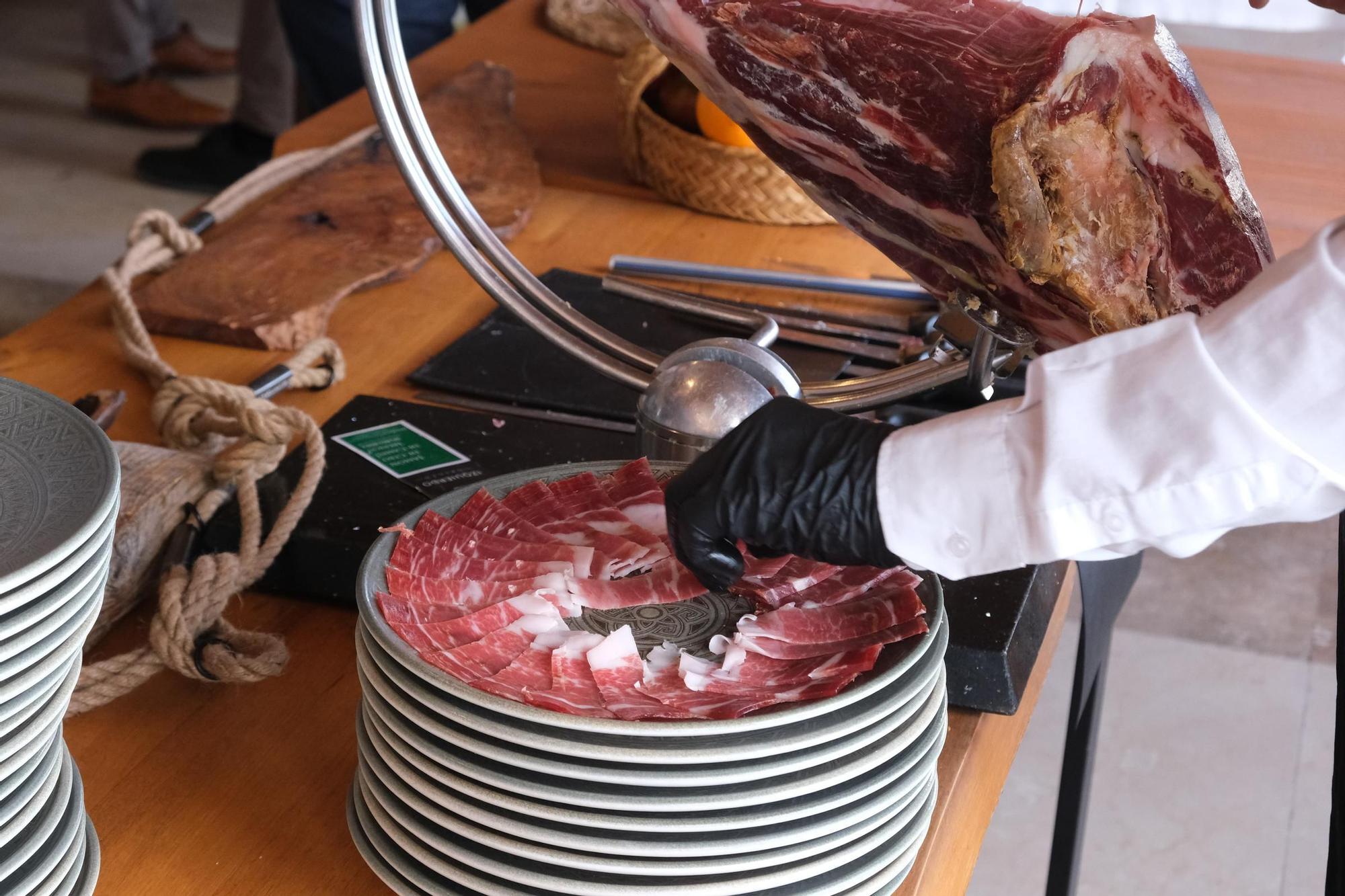 Menjars de la Terra se estrena en la Vega Baja en el Restaurante La Galería de La Mirada de La Zenia