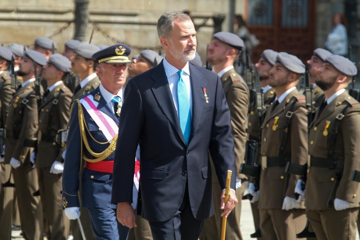 Los Reyes, Leonor y Sofía presiden en Santiago los actos del día del apóstol