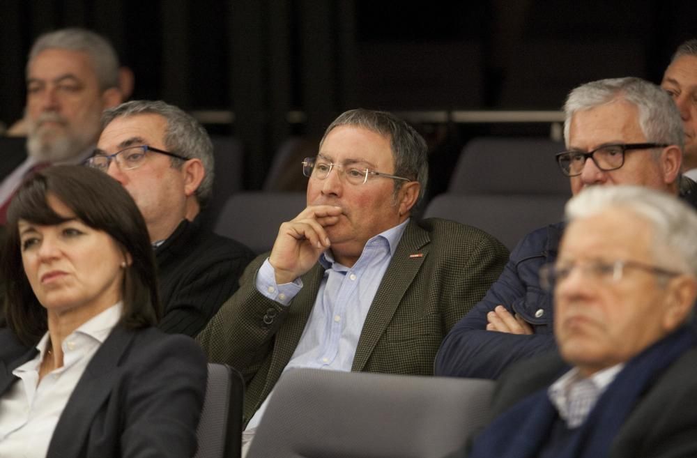 Conferencia de Andrés García Reche en el Club Mercantil