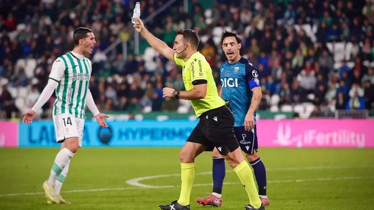 Dámaso Arcediano, árbitro del partido