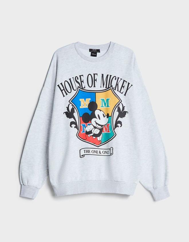 Sudadera Mickey Mouse de Bershka (precio: 25, 99 euros)